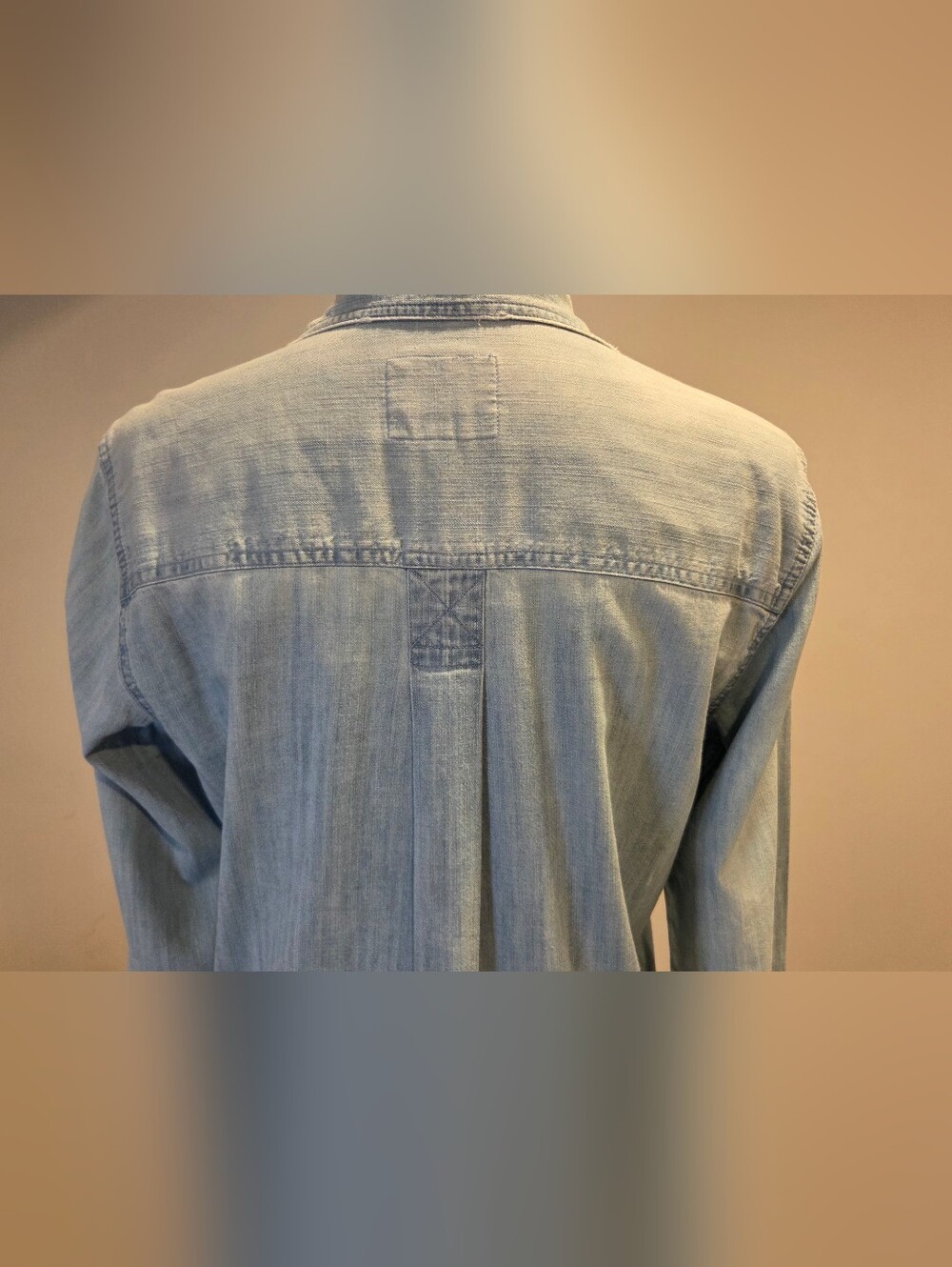 RAILS CLEOPATRA Light Wash Denim Button-Up Shirt with Eye Patch, Size XS. - Picture 10 of 15